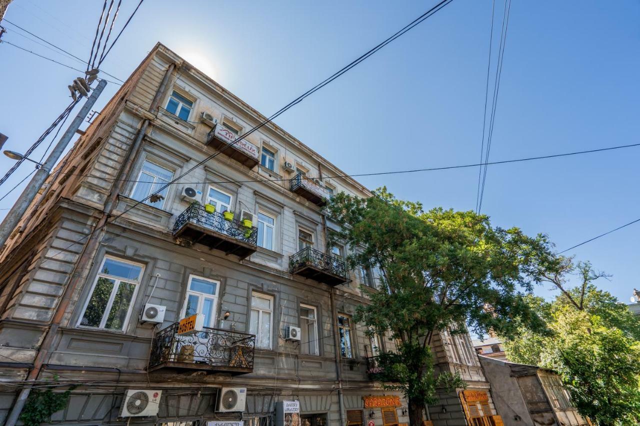 Irina'S Cozy Apartment #21 Тбилиси Екстериор снимка